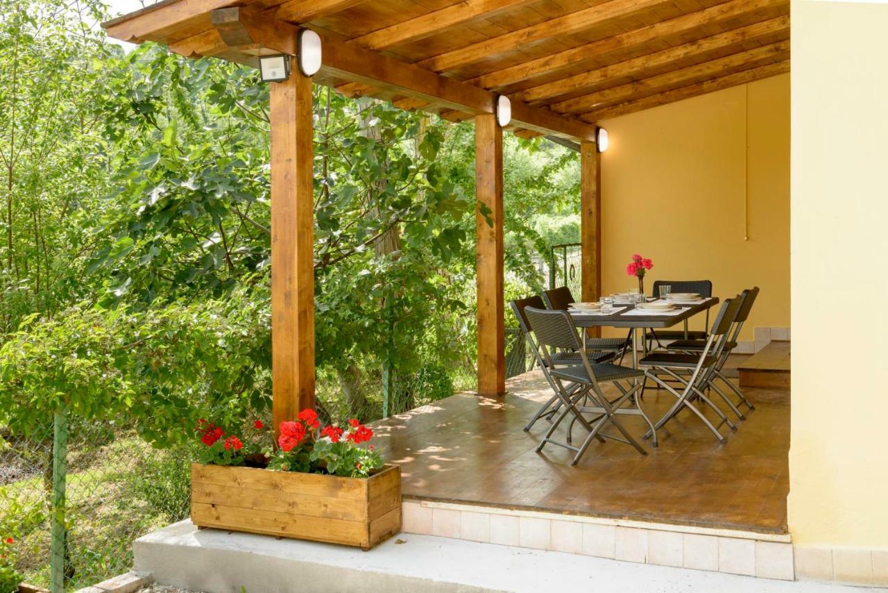 Casa Vacanze San Vittorino Gubbio Eksteriør billede